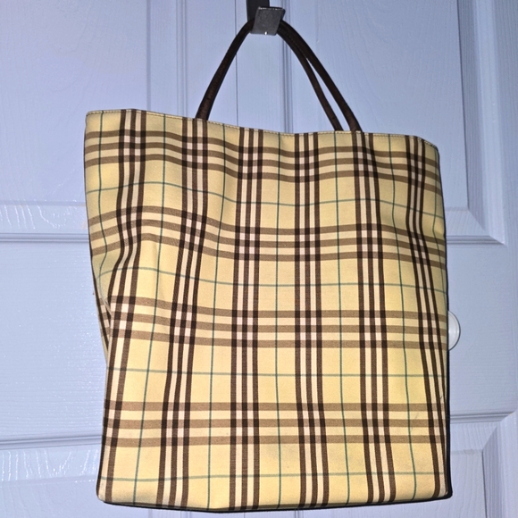 BURBERRY STRIPE AUTHENTIC  VINTAGE HANDBAG - Picture 1 of 13